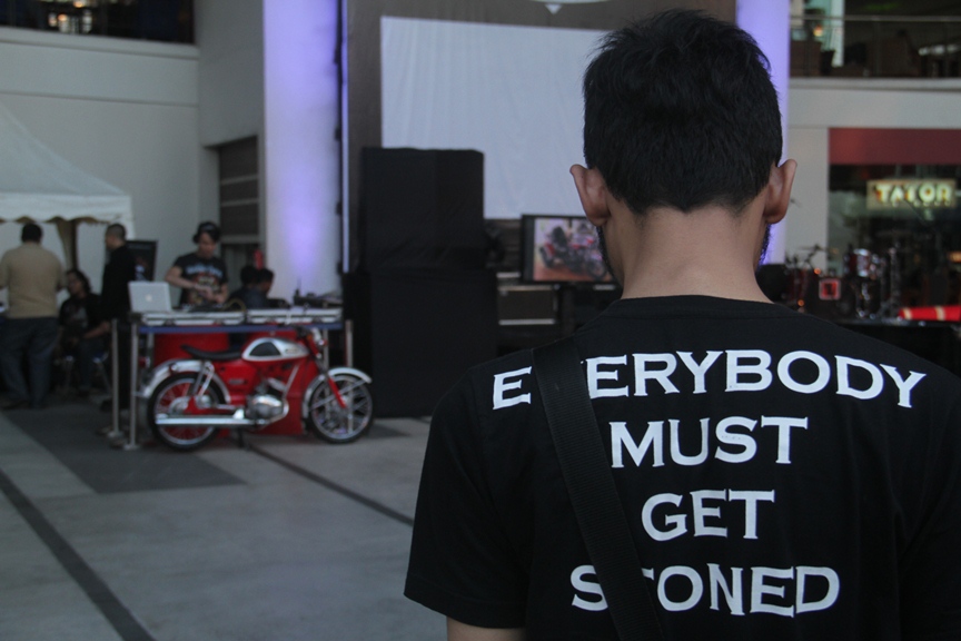 Kustom Trip : Geliat Kustom Jawa Timur, Road to Customland