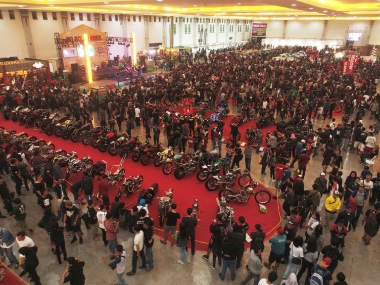 THIS IS KUSTOMFEST 2017 – NO BOUNDARIES !