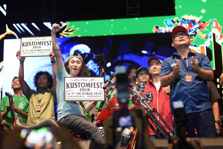 KUSTOMFEST 2017 : ARGA WIDHIALOKA BAWA PULANG LUCKY DRAW KUSTOMFEST 2017