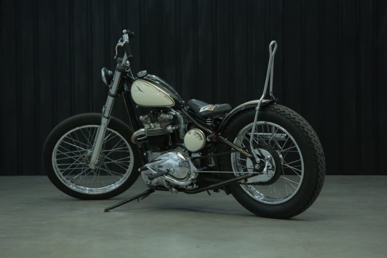 TRIUMPH T120 – BORN TO WIN !