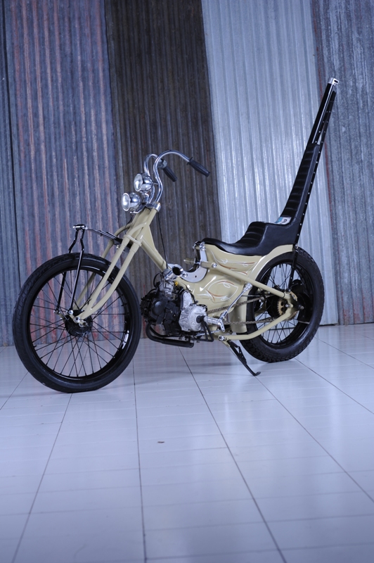 HONDA ASTREA GRAND 1994 – SEVENTIES CHOPPY