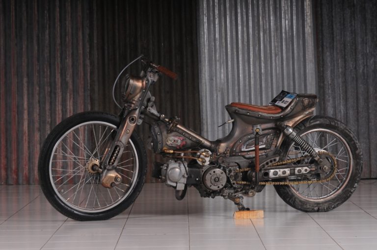 HONDA ASTREA GRAND 1993 – BLITZKRIEG