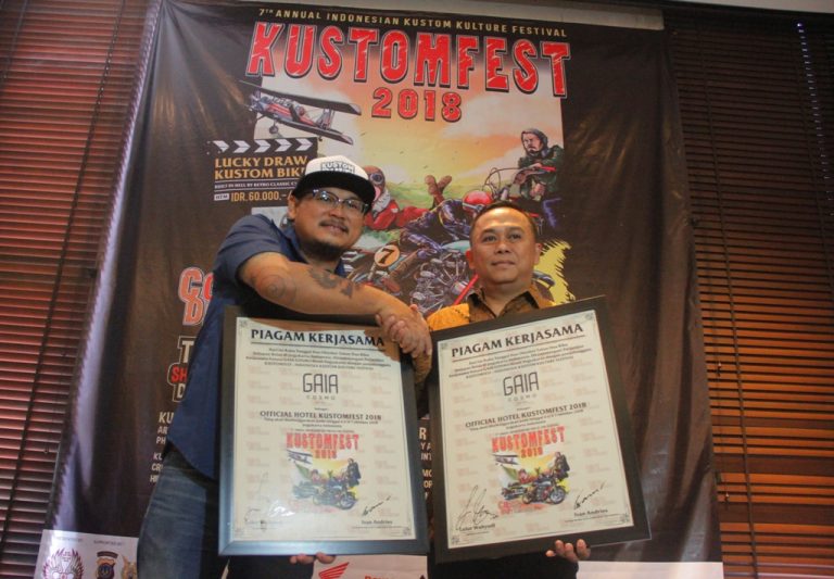 KUSTOMFEST SEBAGAI UJUNG TOMBAK FESTIVAL DENGAN AKSES PARIWISATA