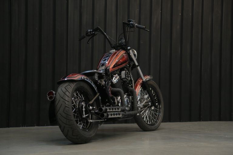DAPUR MAMA CUSTOM – HONDA V2 “CHOPLOCS”