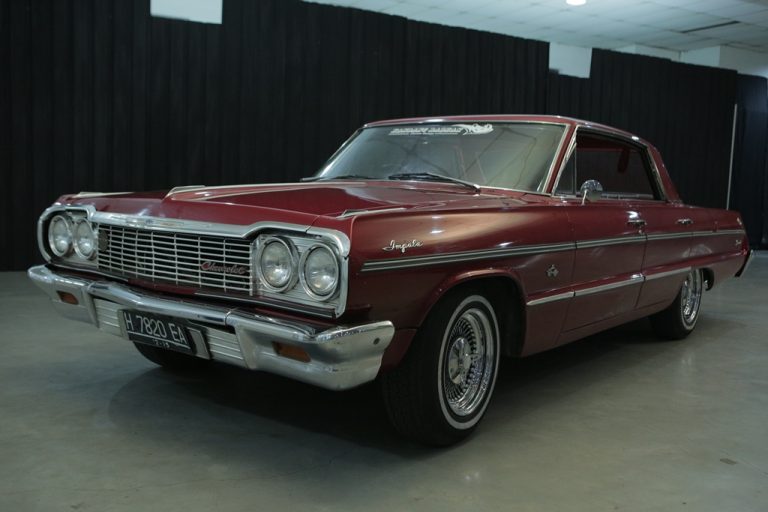 Kandang Badhak Yogyakarta – Chevrolet Impala 1964